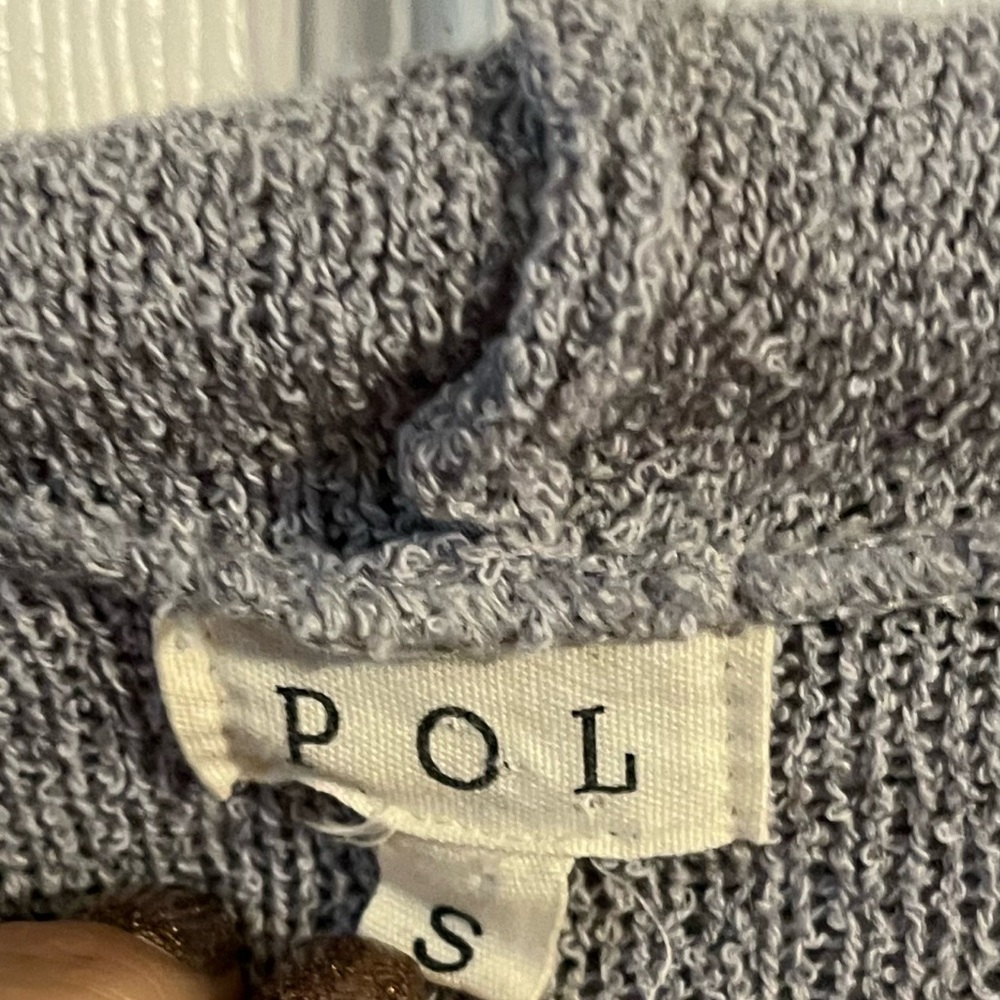 POL Textured Gray Knit Sweater - Picture 3 of 4